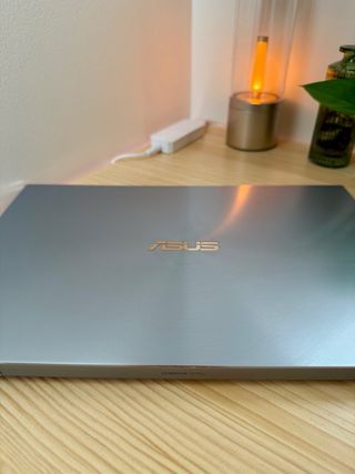 Portátil ASUS Zenbook 