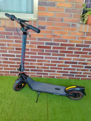 Patinete Eléctrico Cecotec Bongo D40XL