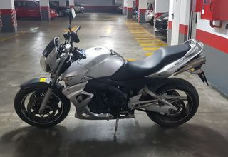 Suzuki GSR-600 2007