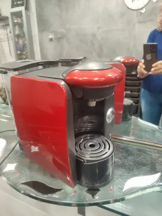 Cafetera Bosch Tassimo Roja