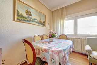 Piso en venta en Azpilagaña en Pamplona