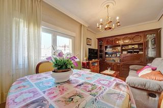 Piso en venta en Azpilagaña en Pamplona