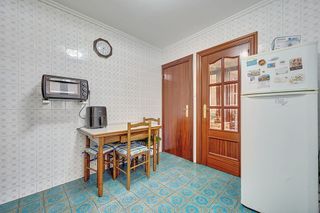 Piso en venta en Azpilagaña en Pamplona