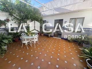 Chalet en venta en Centro - Doña Mercedes en Dos Hermanas