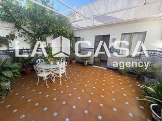 Chalet en venta en Centro - Doña Mercedes en Dos Hermanas
