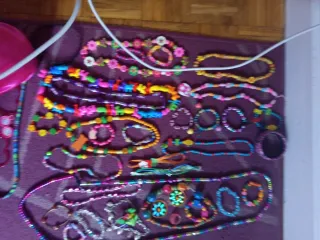 Lote Joyería Infantil: Pulseras, Collares, Pendien