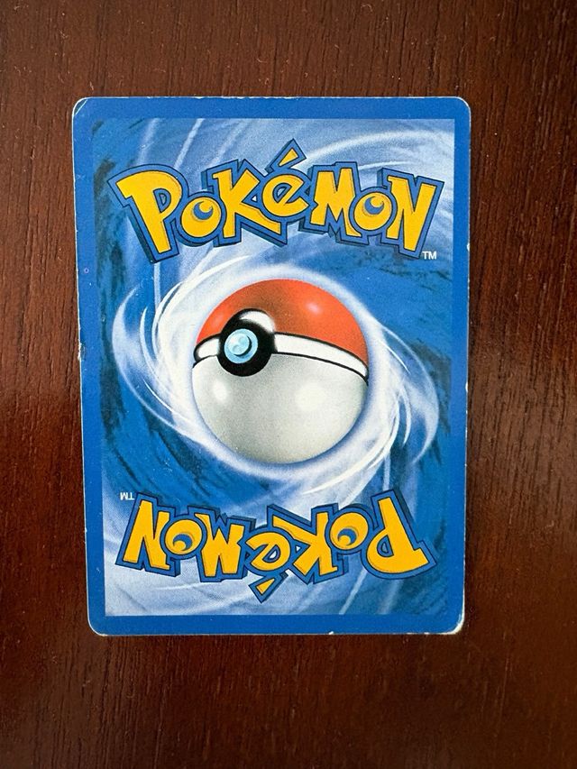 Carta Pokémon Reshiram Básico PV 130