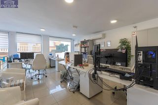 Local comercial en venta en Cúllar Vega
