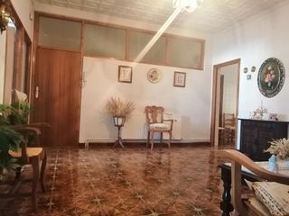 Chalet en alquiler en Consuegra