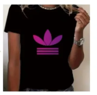 Camiseta Adidas Negra con Logo Morado