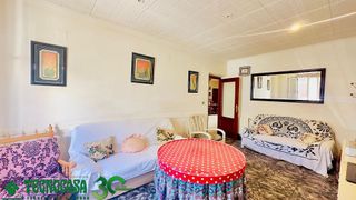 Casa adosada en venta en Herencia