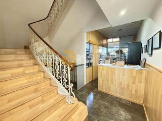 Edificio en venta en Gràcia en Sabadell