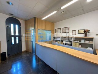 Edificio en venta en Gràcia en Sabadell