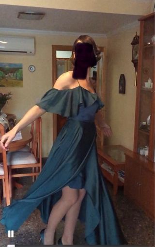 Vestido de fiesta verde esmeralda ( tengo zapato)