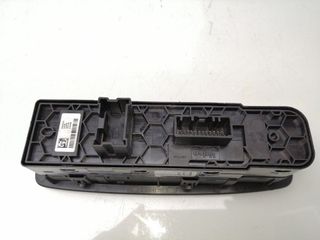 MANDO ELEVALUNAS DELANTERO IZQUIERDO RENAULT MEGANE IV BERLI
