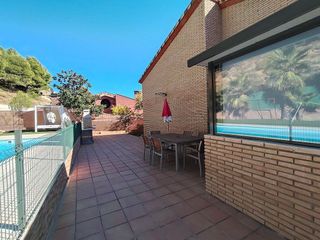 Chalet en venta en Alpicat
