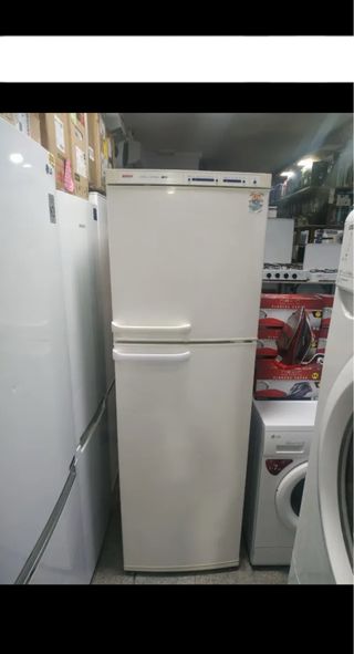 Nevera Bosch 1.85x60 No Frost 2 Puertas