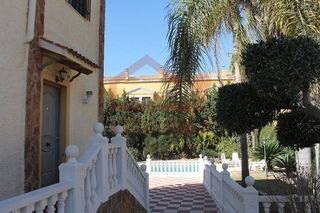Chalet en alquiler en Zona Pueblo en Eliana (l´)