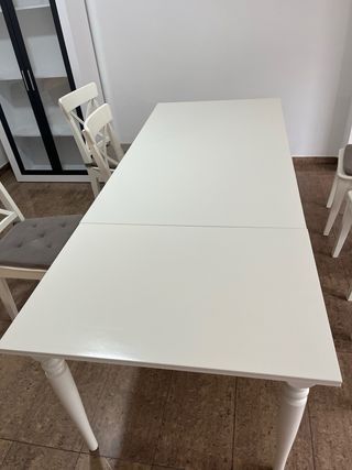 URGE.Mesa extensible ingatorp y 6 sillas rosentorp
