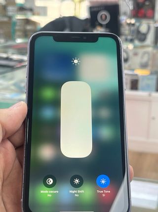 iPhone 11 viola
Capacità 128 GB
