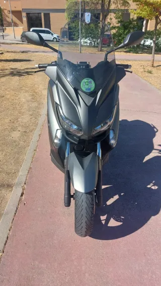 Yamaha XMAX 250 ABS Gris Grafito