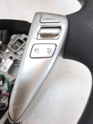 VOLANTE NISSAN NOTE