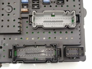 CAJA RELES / FUSIBLES VOLVO S60 I (384)