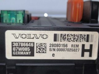 CAJA RELES / FUSIBLES VOLVO S60 I (384)