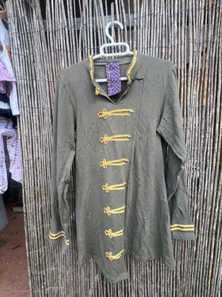 Camiseta Tres Boutons talla 38