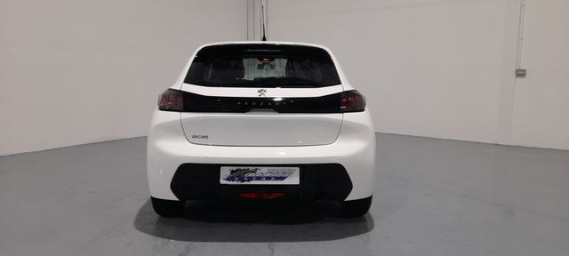 Peugeot 208 2021