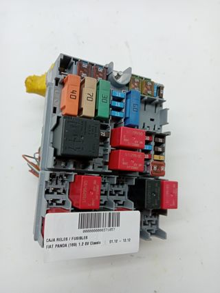 CAJA RELES / FUSIBLES FIAT PANDA (169)