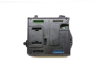 CAJA RELES / FUSIBLES RENAULT FLUENCE (2)