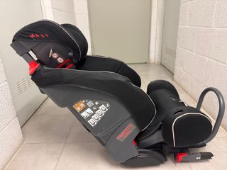 Silla Coche Klippan Triofix Maxi con base