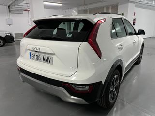 Kia Niro 1.6 GDi HEV 104kW (141CV) Drive