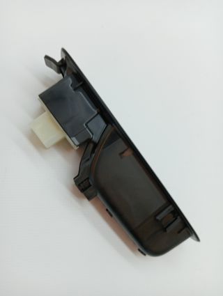 MANDO ELEVALUNAS TRASERO DERECHO DACIA SANDERO