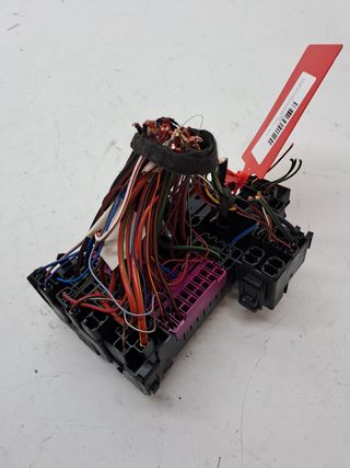 CAJA RELES / FUSIBLES AUDI A1 CITYCARVER (GBH) (2)