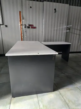 Mesa de oficina en L HASTA 30OCT