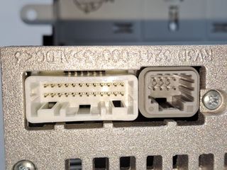 SISTEMA AUDIO / RADIO CD DACIA SANDERO (3)