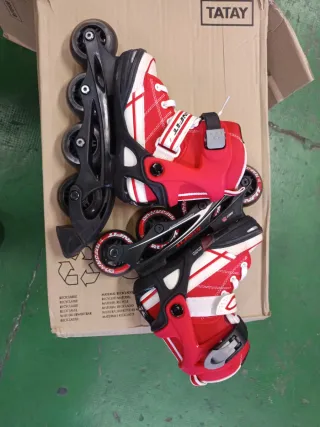 Patines en línea rojos y blancos
Talla de 29 a 32