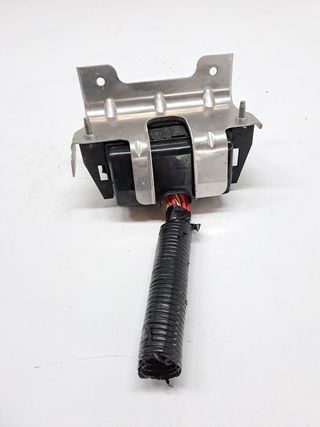 CAJA RELES / FUSIBLES TESLA MODEL S (3)