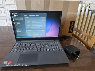 Lenovo IdeaPad V15-ADA Notebook