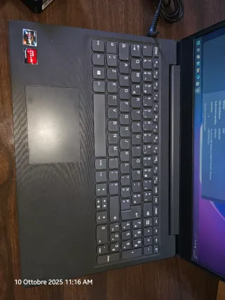 Lenovo IdeaPad V15-ADA Notebook