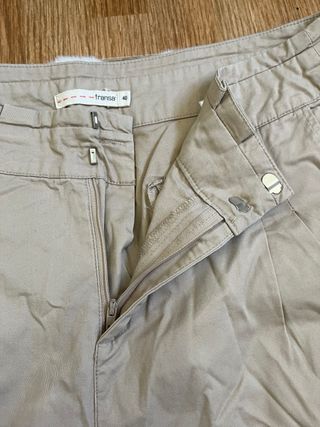 Pantalón vestir beige talla 40
