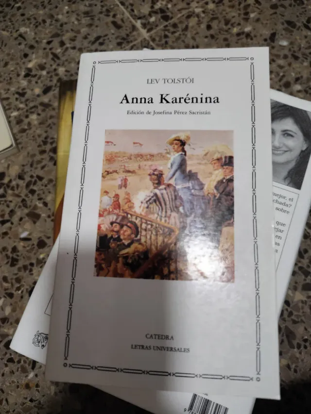 Anna Karénina (Letras Universales / Universal W...