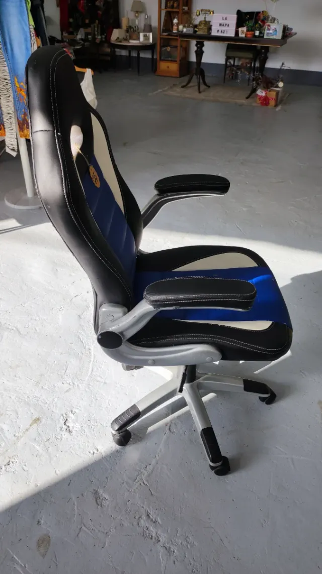 Silla Gaming Negra y Azul