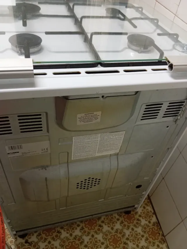 Cocina de gas 4 fuegos con horno de gas 