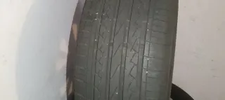 Neumático 215/60R16