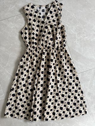 Vestito fantasia geometrica