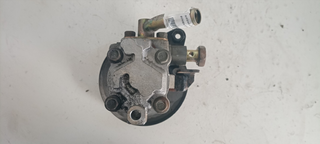 BOMBA DIRECCION NISSAN VANETTE (C 220) 2.0 Diesel