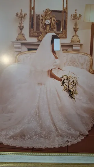 Traje de Novia con Velo de chantilly